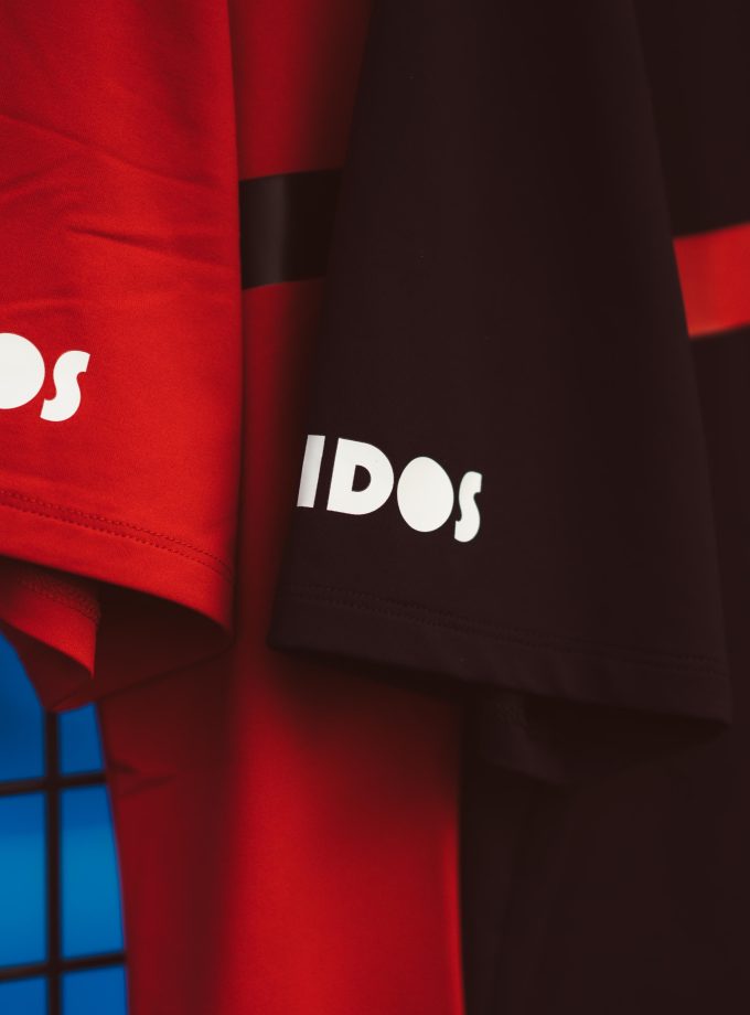 Always Right There Shirt Black | Right Player