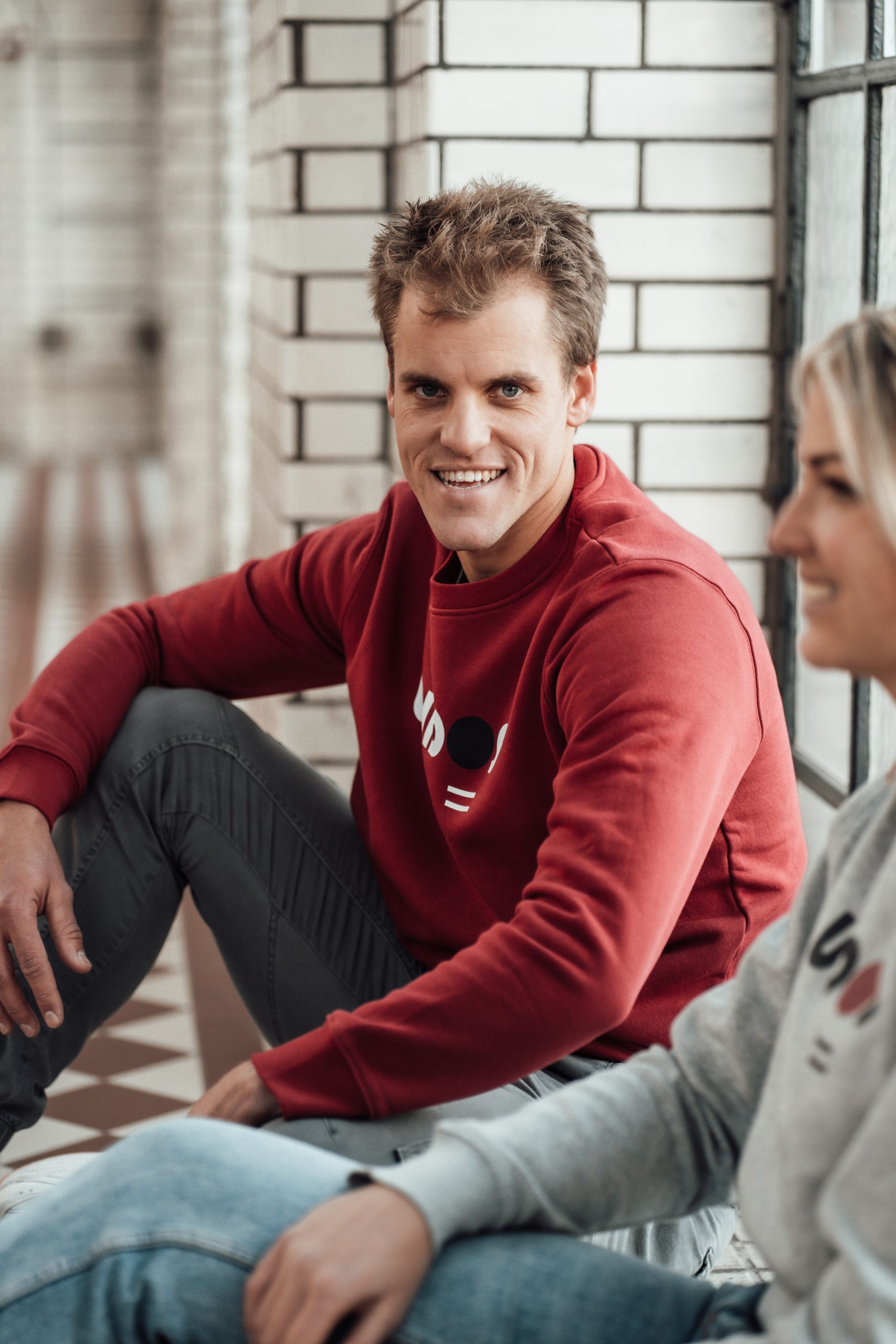 Bounce Sweater Red - Afbeelding 3