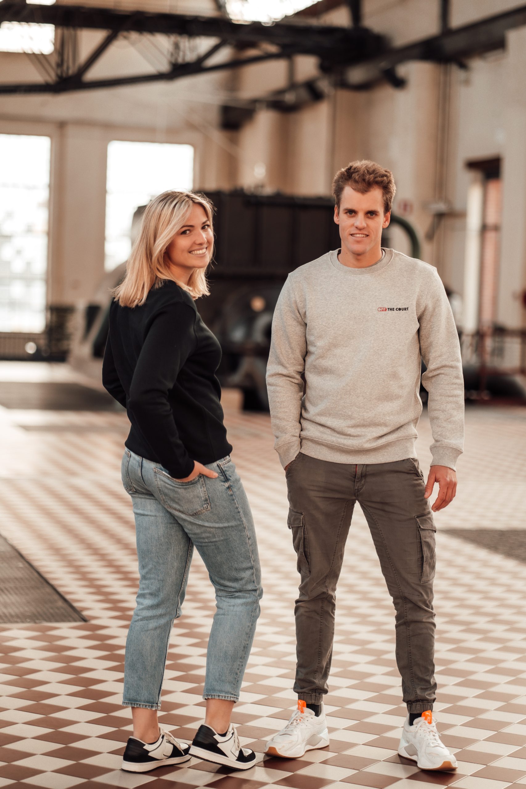 Off The Court Sweater Grey - Afbeelding 3