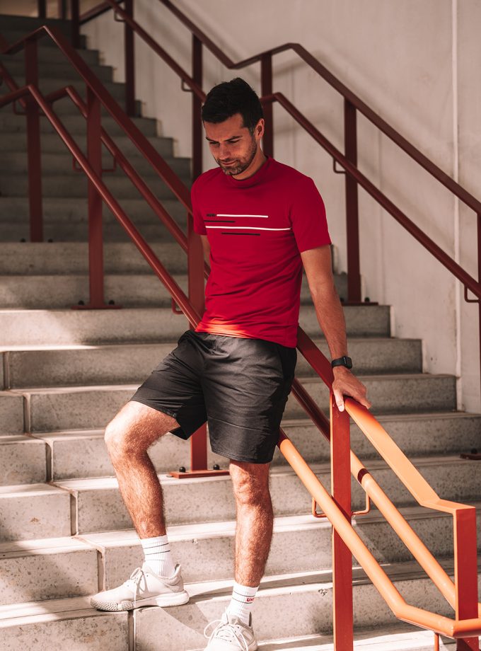 Striped Shirt Red | Right Player